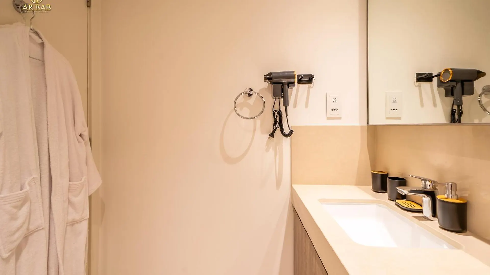 Arbab Homes Superior 1Br - Near Dubai Mall - Downtown Views